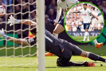 El arquero del Aston Villa fue figura ante Tottenham pese al penal que le cobraron en contra.