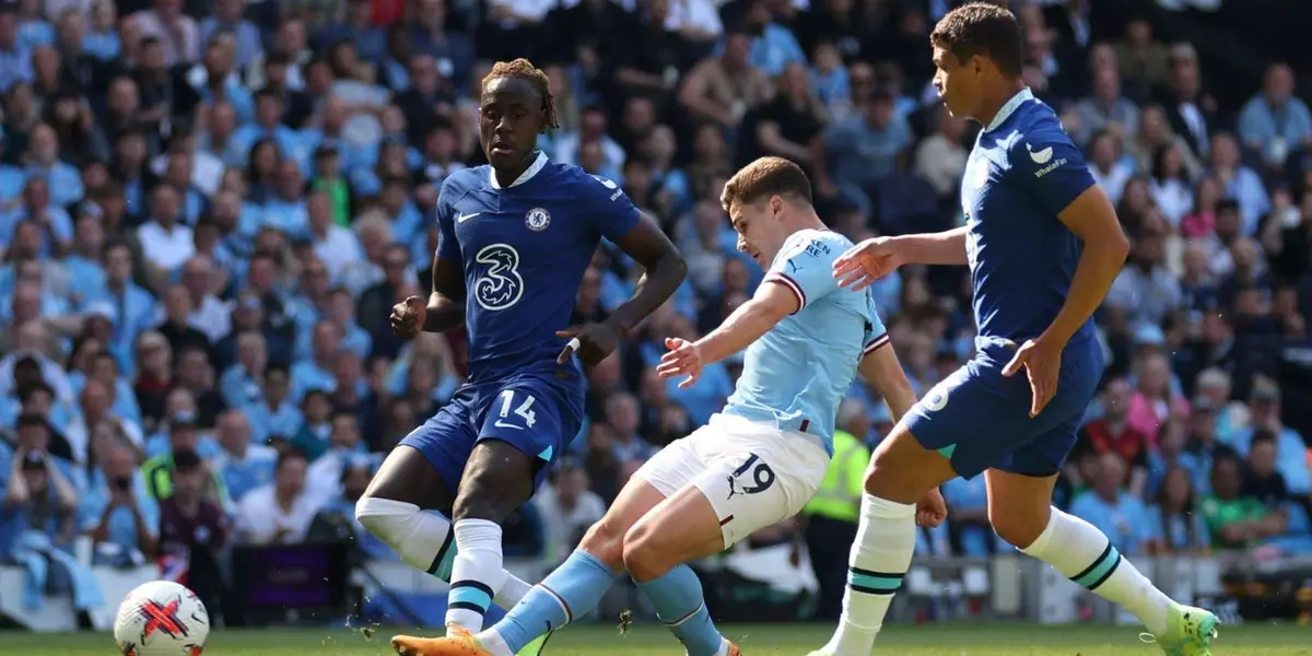 El delantero argentino salió campeón de la Premier League.