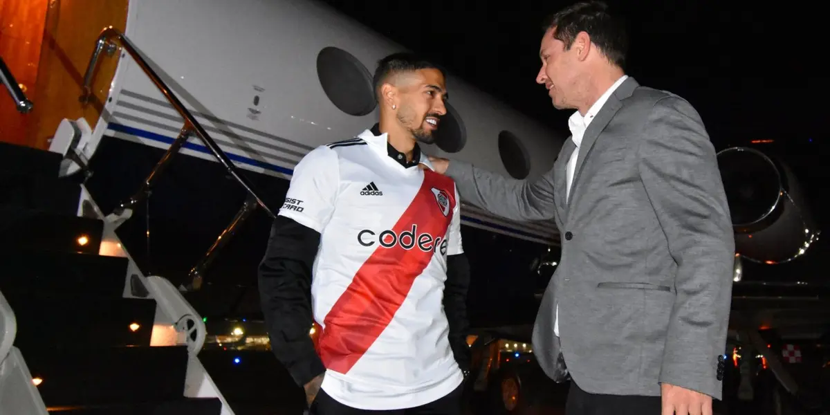 El presidente fue a recibir al ex West Ham al aeropuerto con la casaca del Millonario.