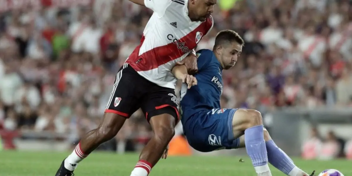 Los dos suplentes que puso Martín Demichelis no funcionaron y cometieron los errores que terminaron en los goles de la visita.