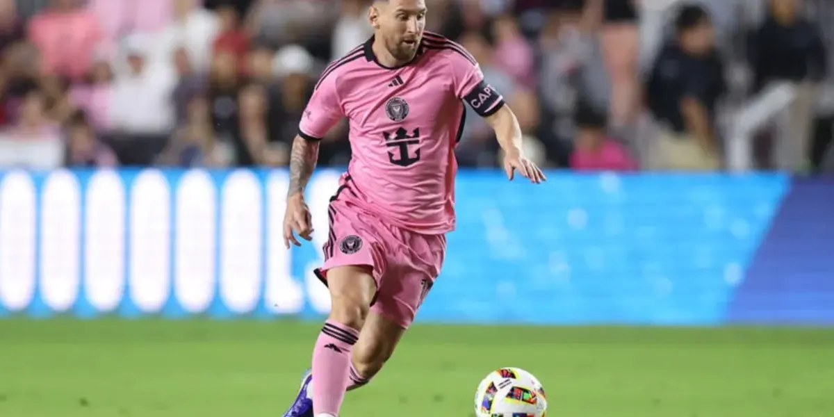 Messi con el balón