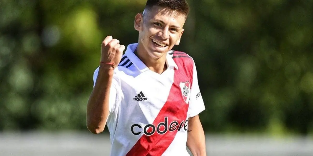 River quiere blindar al jugador que la rompe en la Selección Argentina Sub-17 ante el interés de los europeos.