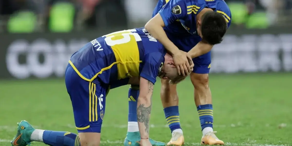 Un hincha Xeneize no pudo contener la tristeza por la derrota de su equipo en la final de Copa Libertadores.